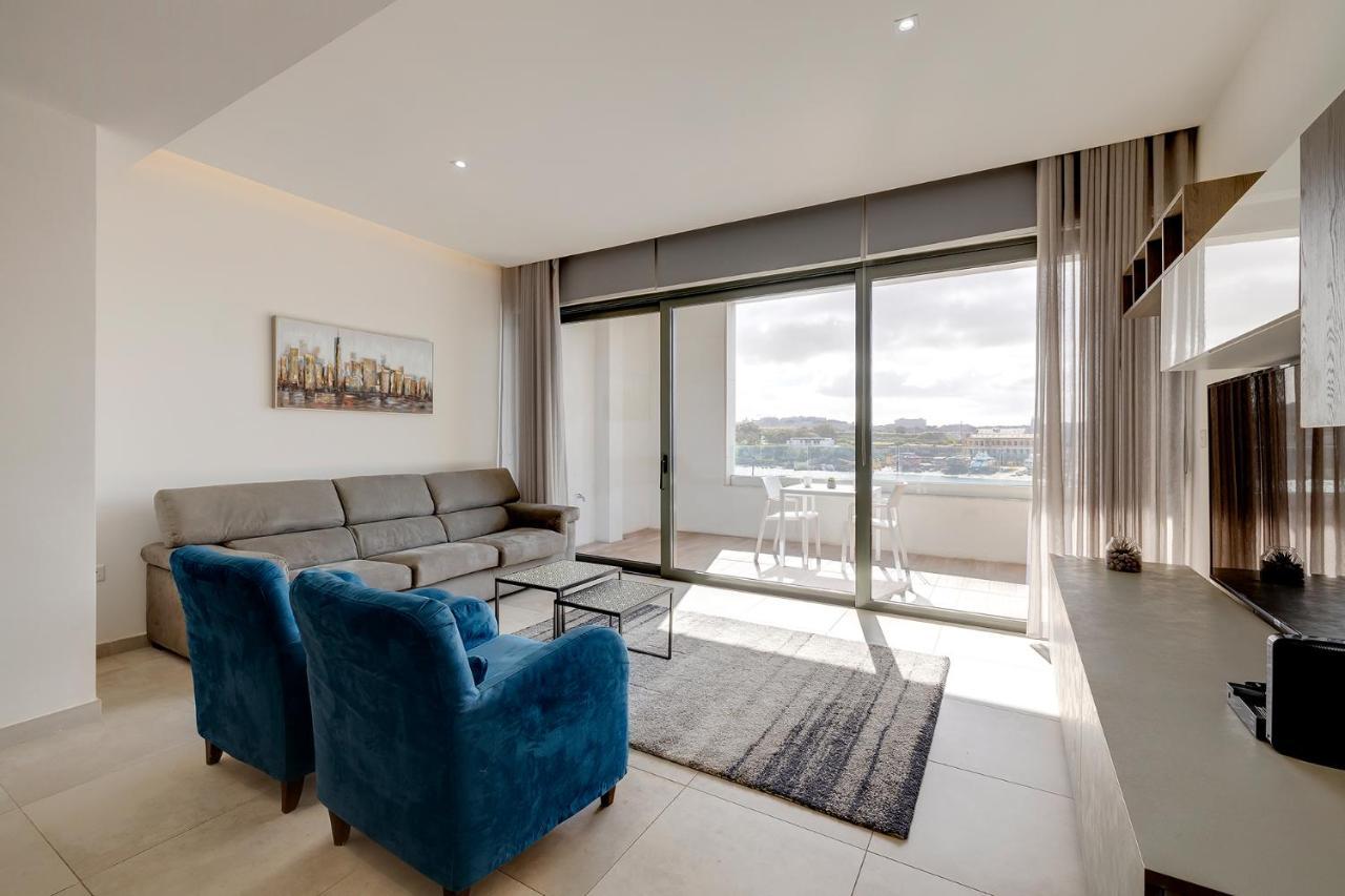 Luxe Apartment With Valletta And Harbour Views Слима Екстериор снимка