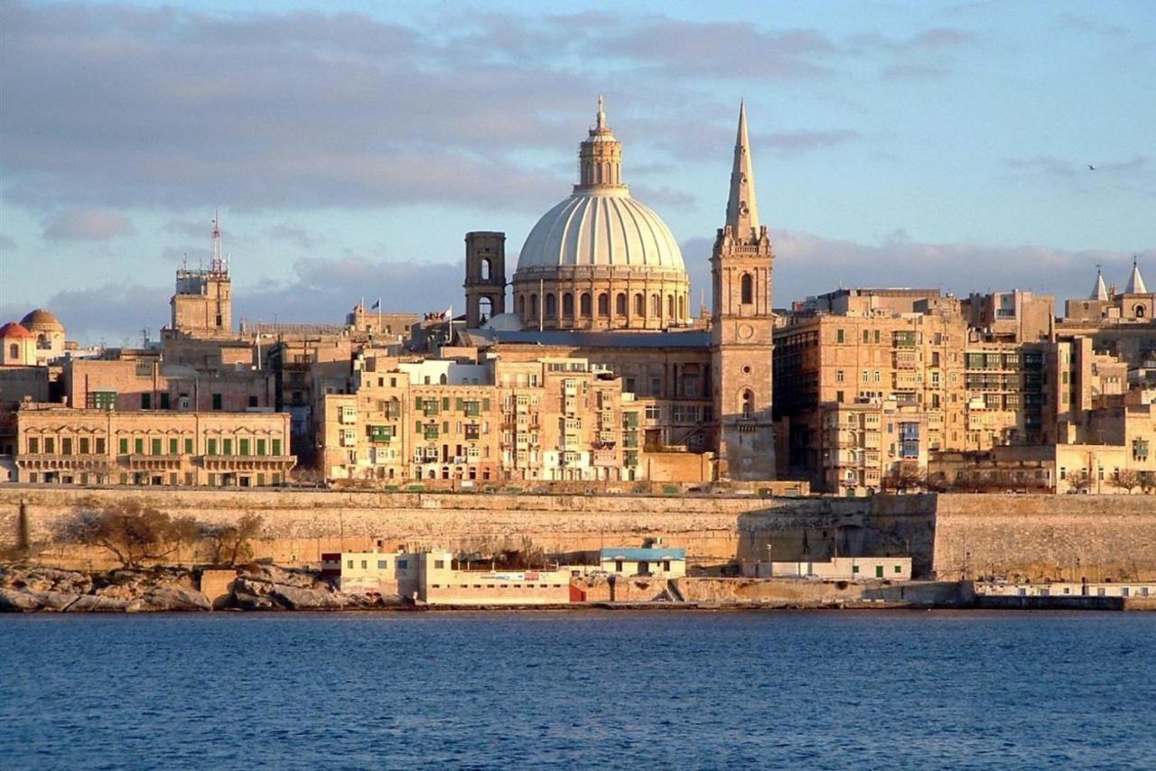 Luxe Apartment With Valletta And Harbour Views Слима Екстериор снимка