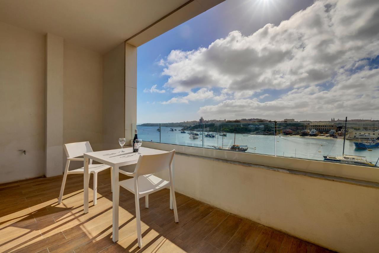 Luxe Apartment With Valletta And Harbour Views Слима Екстериор снимка